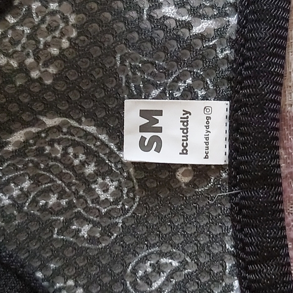 Bcuddly Buffalo Plaid Harness NWOT - Picture 3 of 4